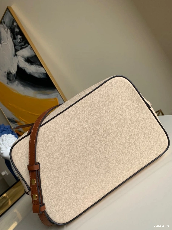 WIS VUITTON LOUIS NEONOE MM 1116